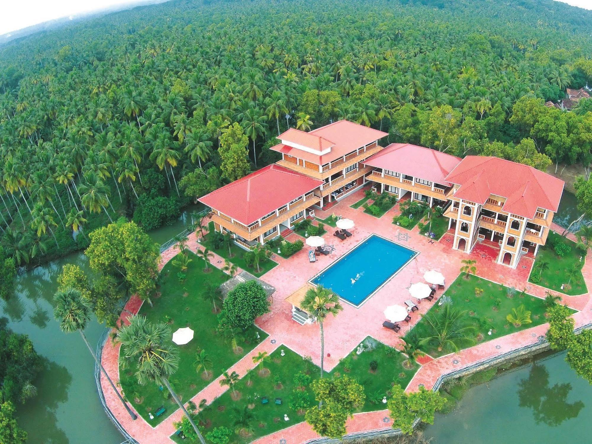 Isola Di Cocco Ayurvedic Beach Resort Poovar Eksteriør billede